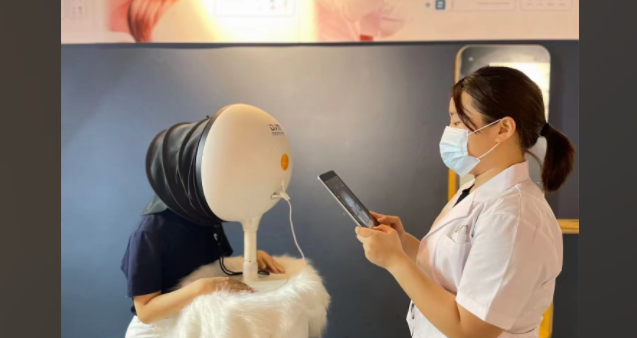 Skin Analyzer,i MoreMe, DJM